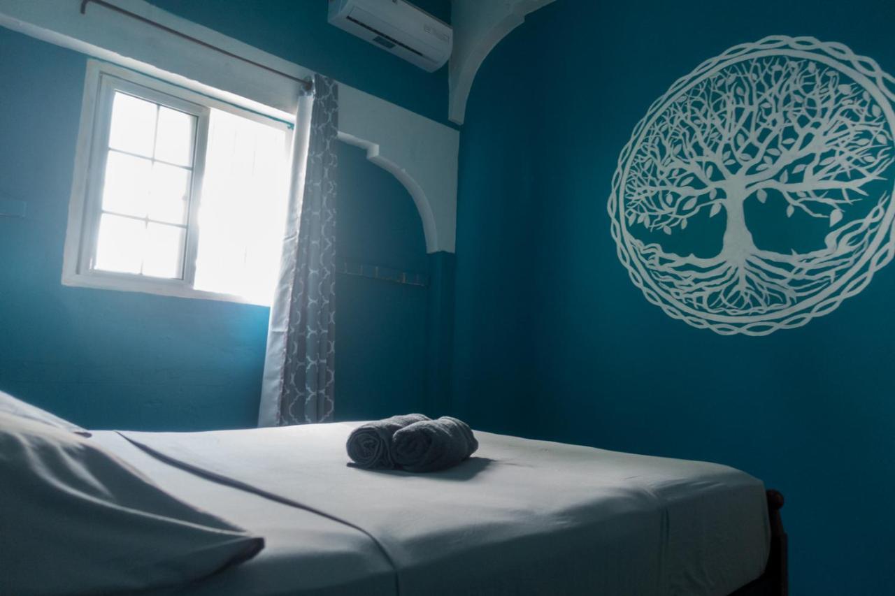 The Corner Hostel Плайя-Бланка Экстерьер фото