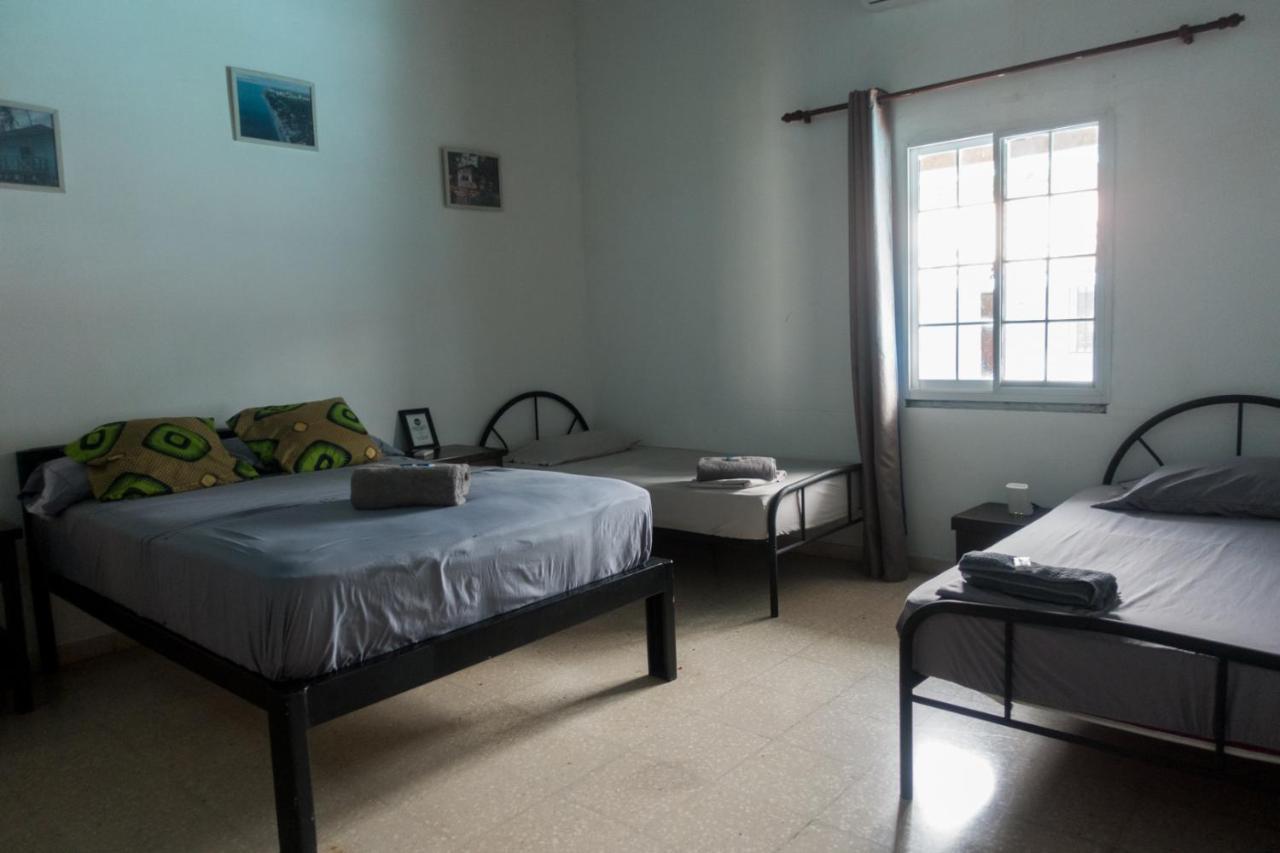 The Corner Hostel Плайя-Бланка Экстерьер фото
